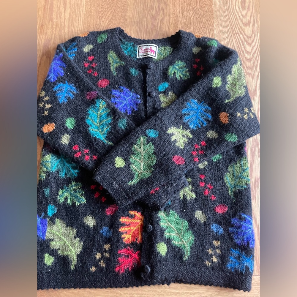 Floral Unisex Cardigan, 100% Alpaca, handmade in Peru
